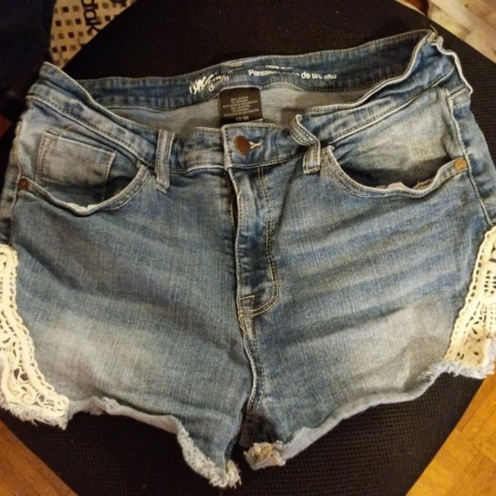 Lace Jean Short Shorts